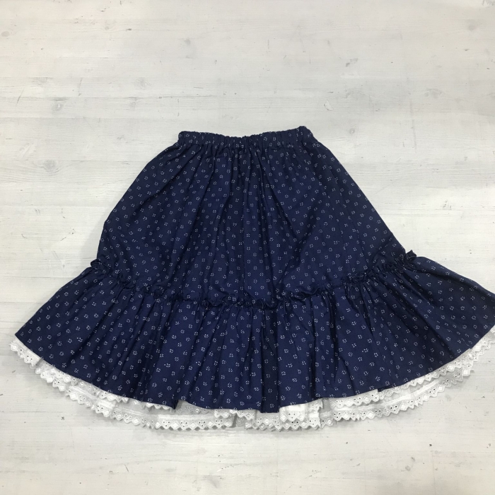 Szoknyák 8-10 éves korig